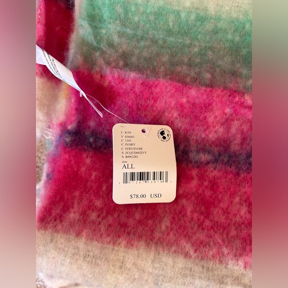 Free People Blanket - Picture 3 of 3